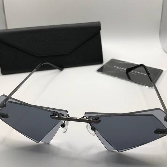 PRIVE REVAUX Geometrical-Style Sunglasses - Picture 3 of 3